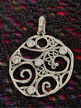 Grace & Heart Fantasy Filigree Sterling Silver Pendant - P-1752-SS